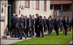 Yu Zhengsheng  og kinesisk delegation ankommer til Niels Bohr Institutet