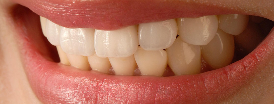 Når de fleste mennesker tænker på neutroner, forestiller de sig atomare partikler gemt dybt i fysikbøger. Men en ny forskning viser, hvordan disse små, usynlige partikler kan bruges til at forbedre vores hverdag.