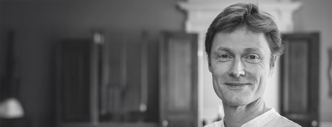 Professor Darach Watson of the Cosmic Dawn Center at the Niels Bohr Institute, University of Copenhagen, is among six leading European scientists recognized with the inaugural Into Change Award, one of Europe’s largest research prizes, awarded by the Danish Ministry of Higher Education and Science.