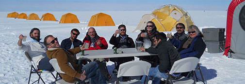 Saturday night in front of the kitchen tent. It was so nice to see the sun again after a week of overcast and snowfall. Saturday night in front of the kitchen tent. It was so nice to see the sun again after a week of overcast and snowfall.