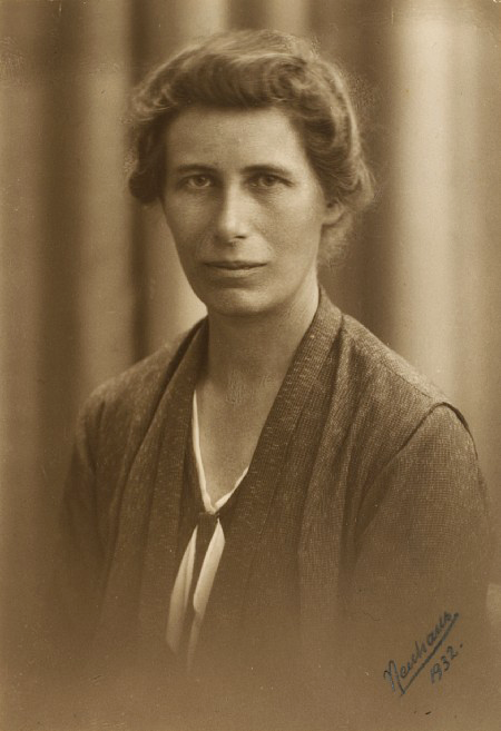 Inge Lehmann photographed at age 44 in 1932