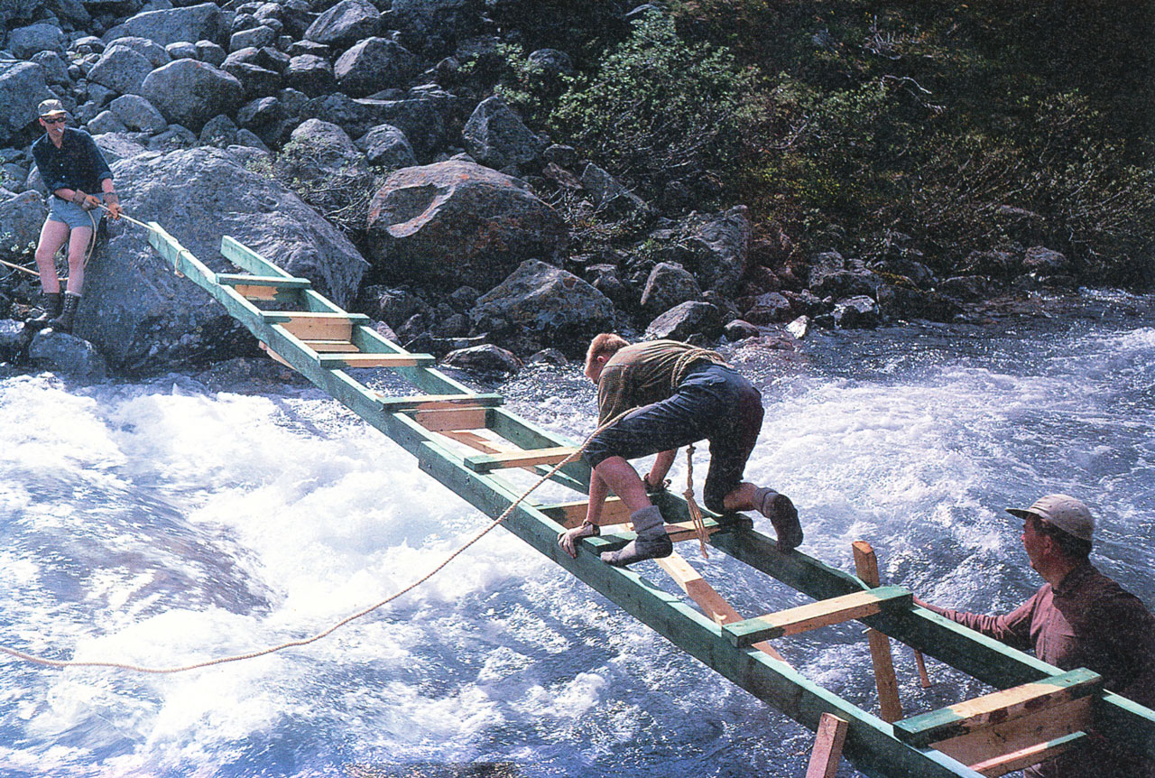 Crawling with ladder over a lake