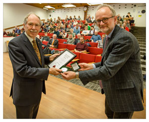 Robert Feidenhans'l presents Gerard 't Hooft Niels Bohr Institute Medal of Honour 