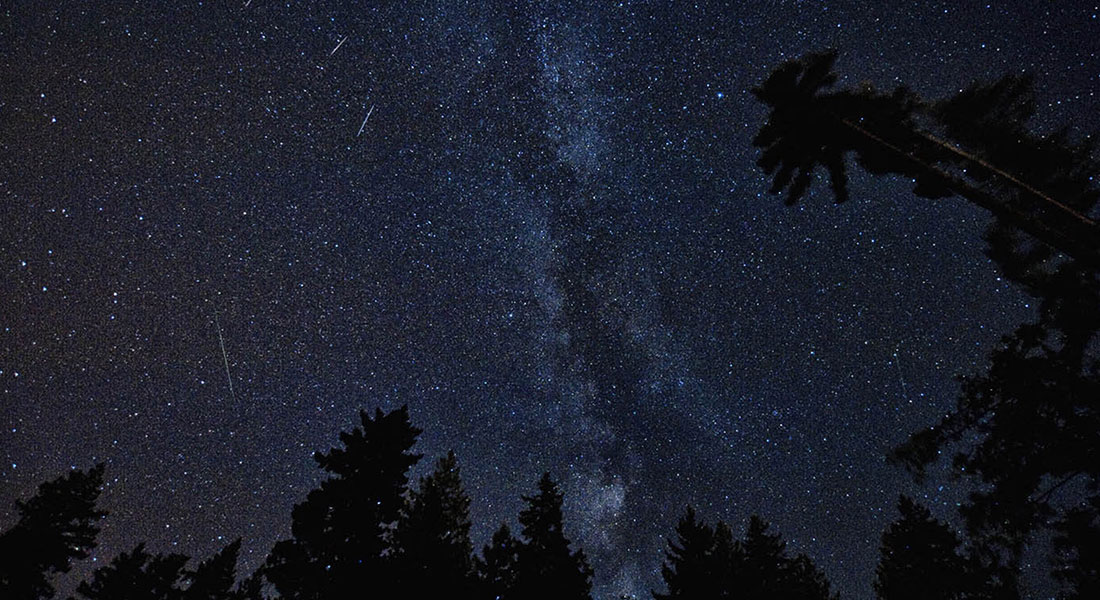 Hvad var det kraftige lys, jeg så på himlen? Stjerneskud