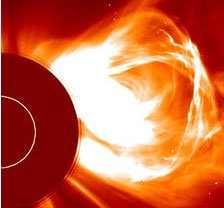 Solen udsender stort del af masse i Coronal Mass Ejection