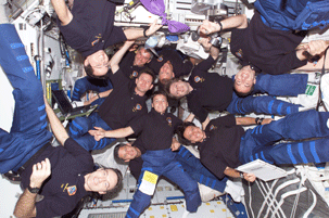 Astronauter i rumstation